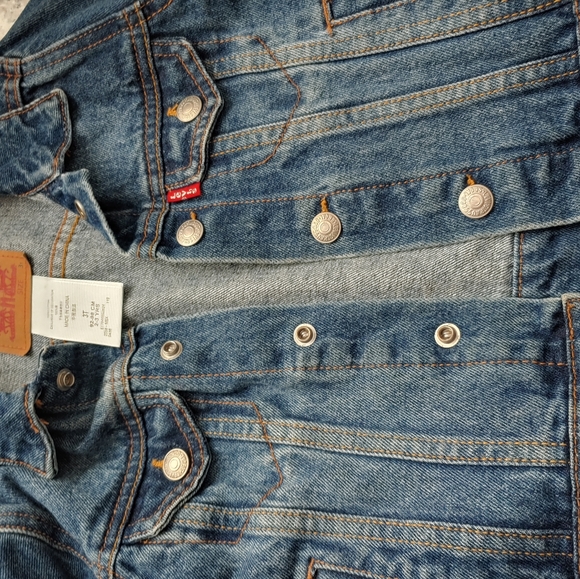 Jean jacket - Picture 2 of 2